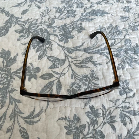 Versace Tortoise Shell Glasses - Picture 9 of 11